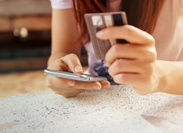 Block and Dispute card program image